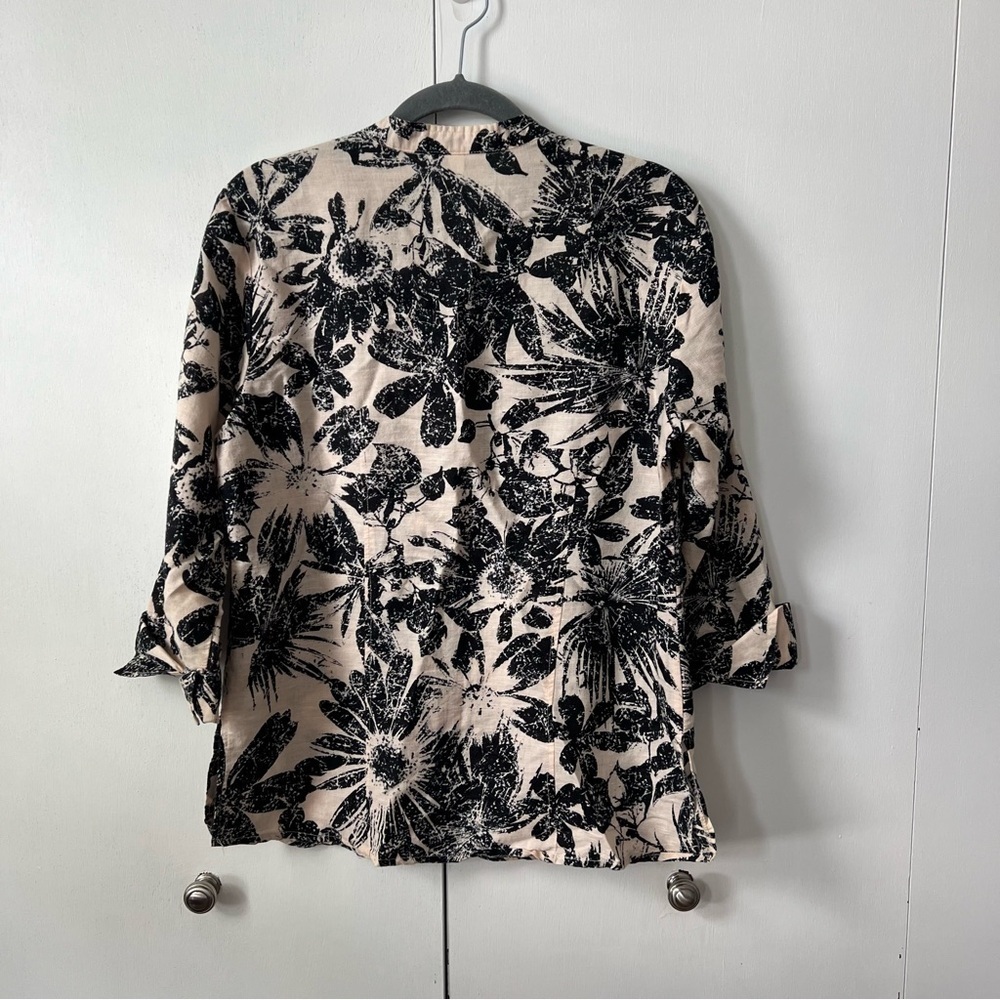 Harvé Benard Linen Blend Floral Button-Up Blouse – Size M - Picture 5 of 5